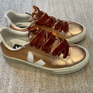 Veja Leather Sneakers in Bronze Sz 36/5 fit like 6